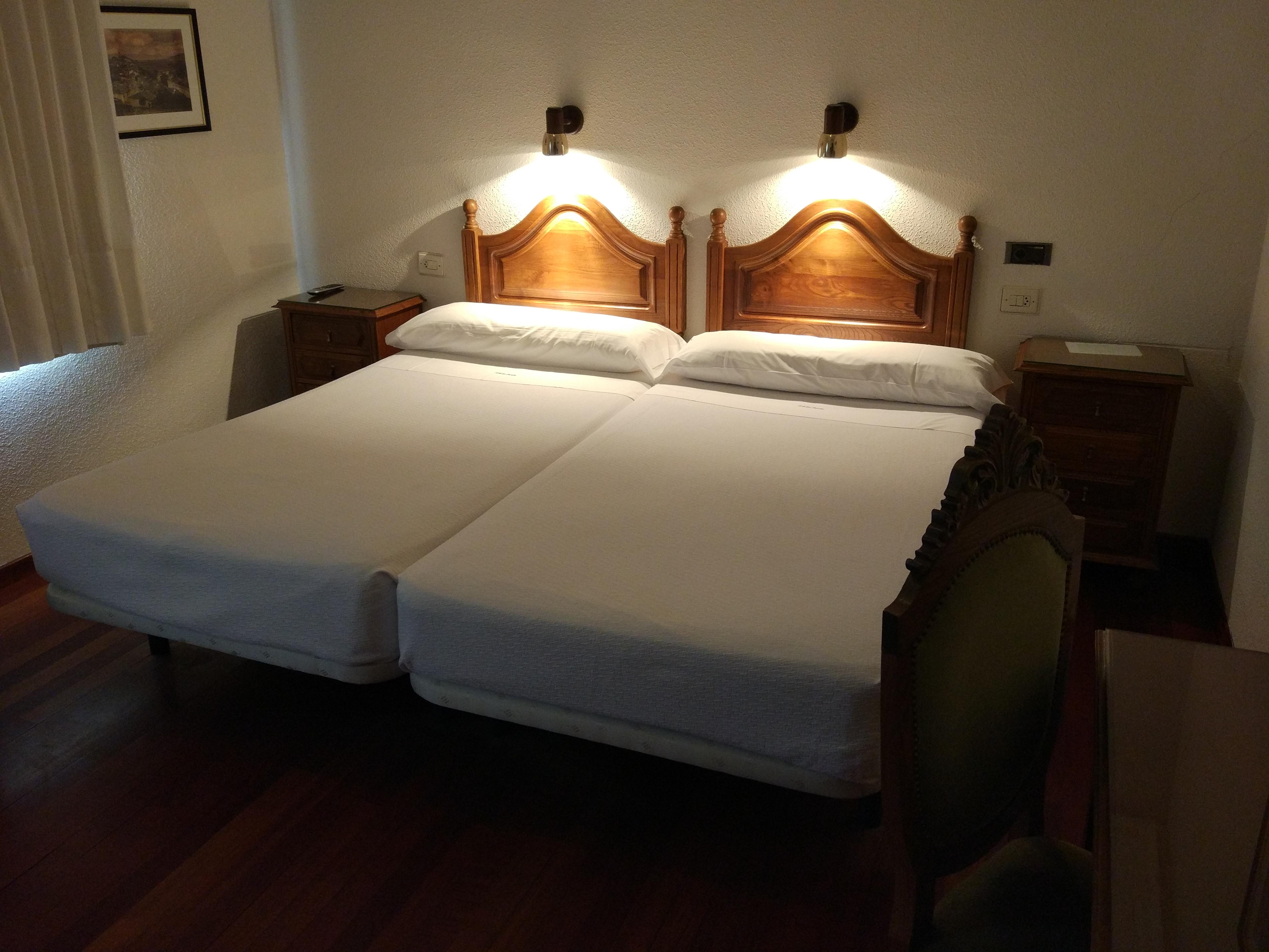 Hotel Los Perales Puebla de Sanabria Dış mekan fotoğraf