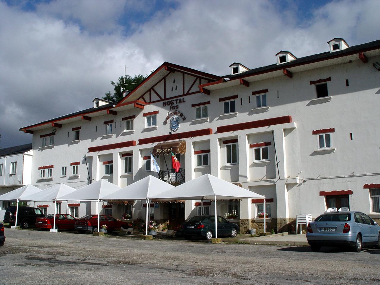 Hotel Los Perales Puebla de Sanabria Dış mekan fotoğraf